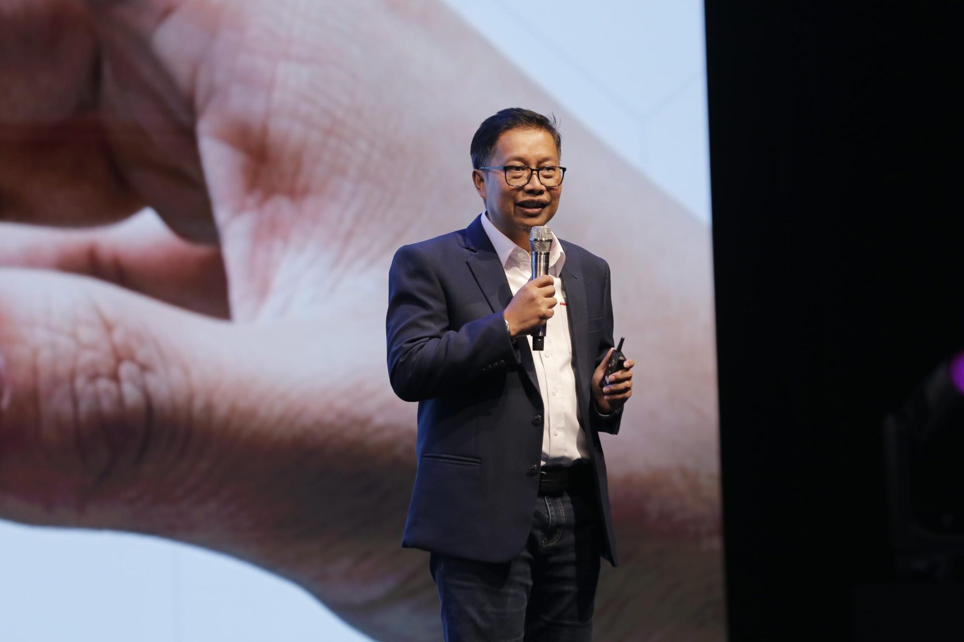 pegadaian human touch