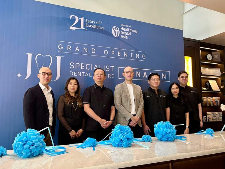 Acara pembukaan klinik di Senayan. (DOK: Marketeers/Dyandra)