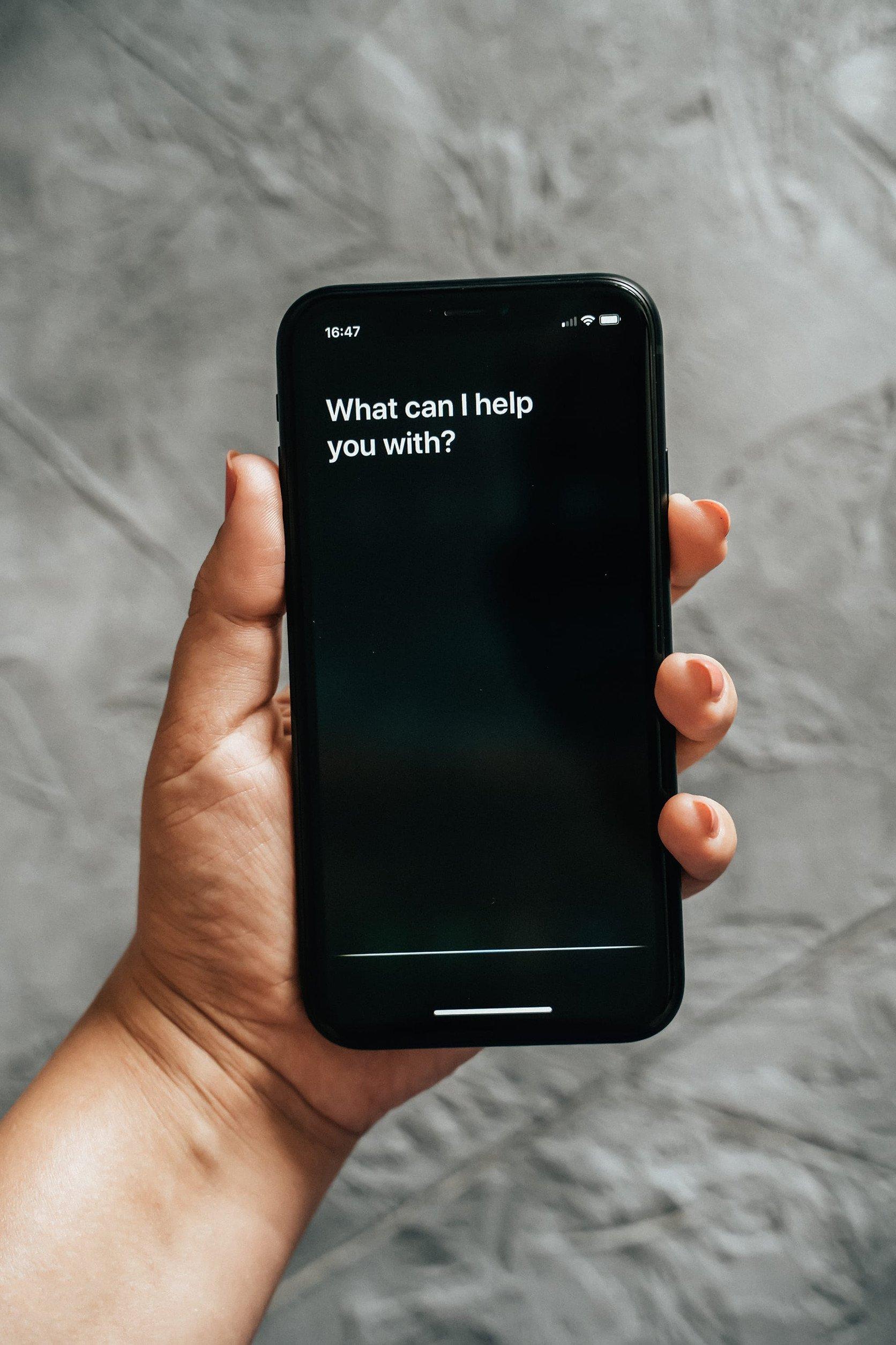 iPhone 18 Reguler Dikabarkan Tak Akan Mendukung Dua Fitur AI Siri Terbaru