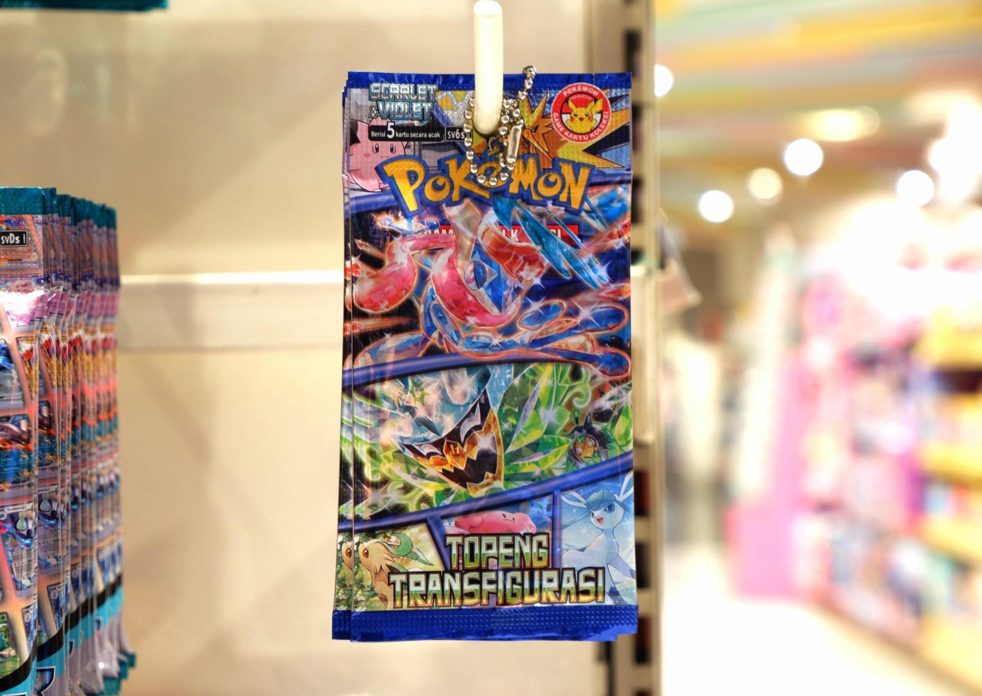 Booster Pack Reguler Pokémon Game Kartu Koleksi _Topeng Transfigurasi_