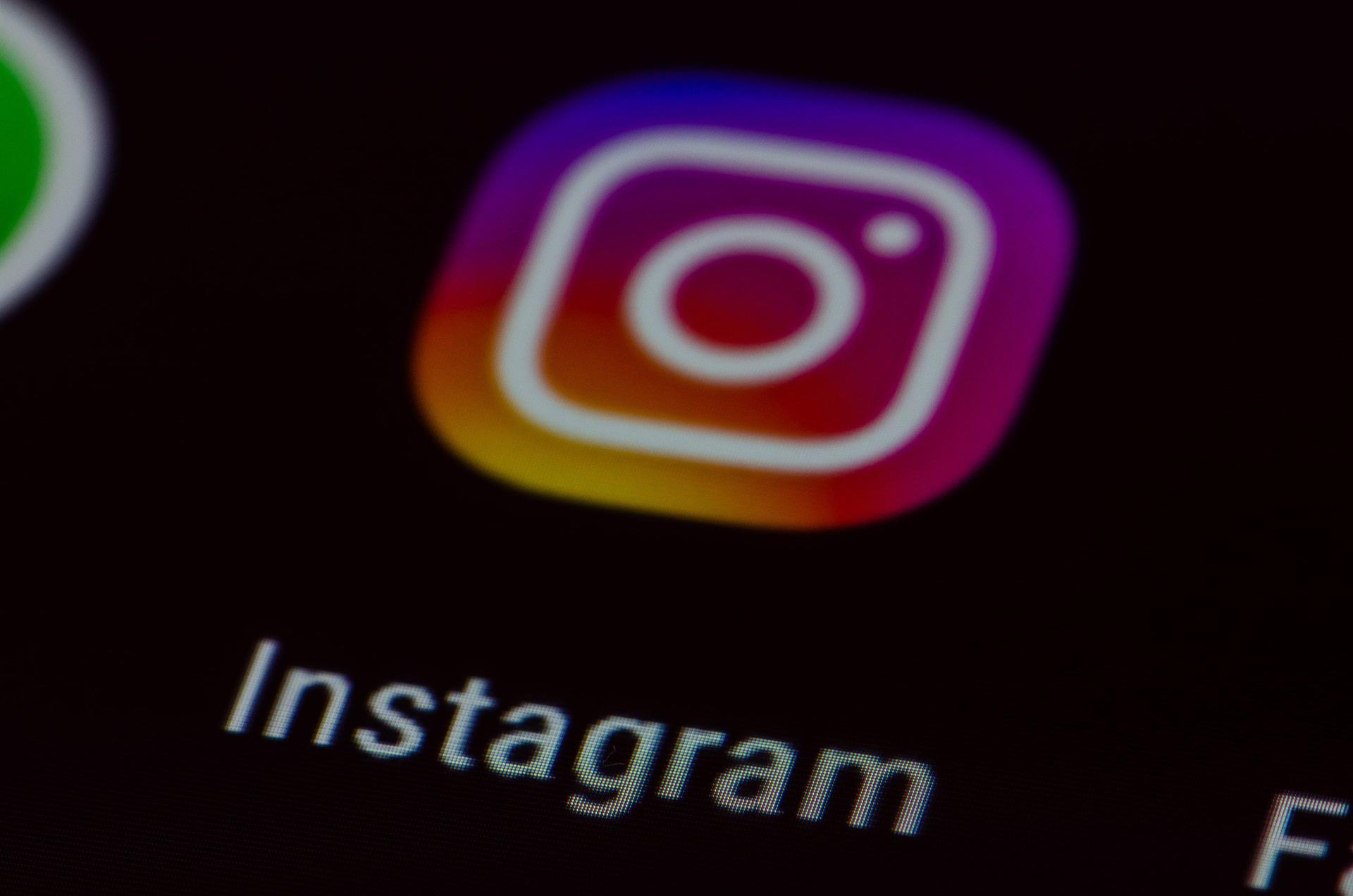 Instagram Uji Label AI untuk Kreator Virtual dan Karakter Digital