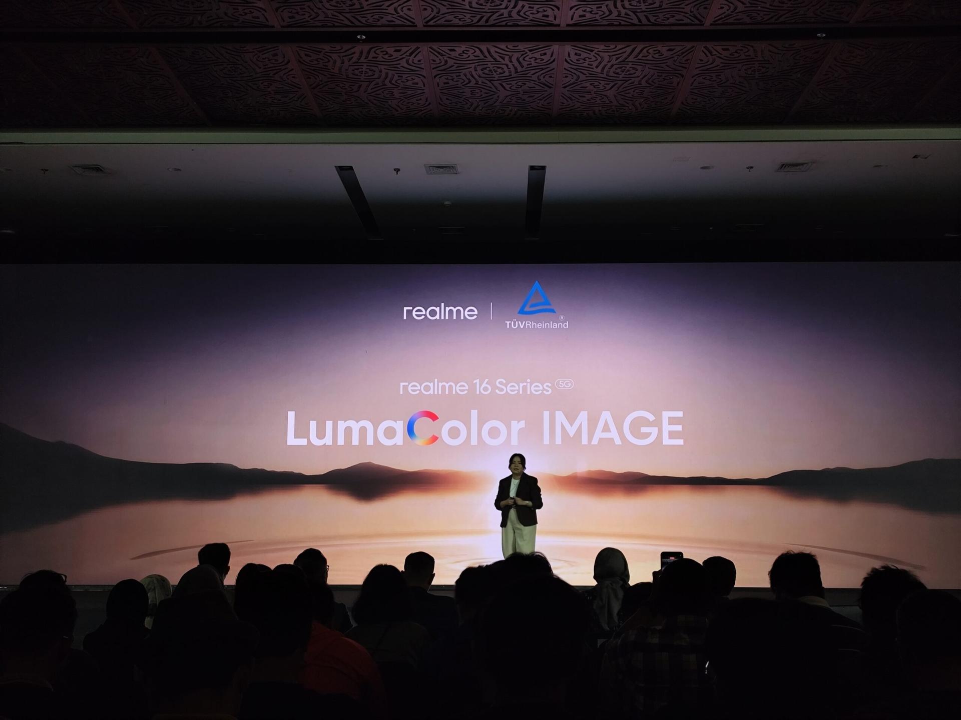 realme 16 Pro+ 5G dan realme 16 Pro 5G Resmi Meluncur di Indonesia, Fokus pada Kamera Portrait