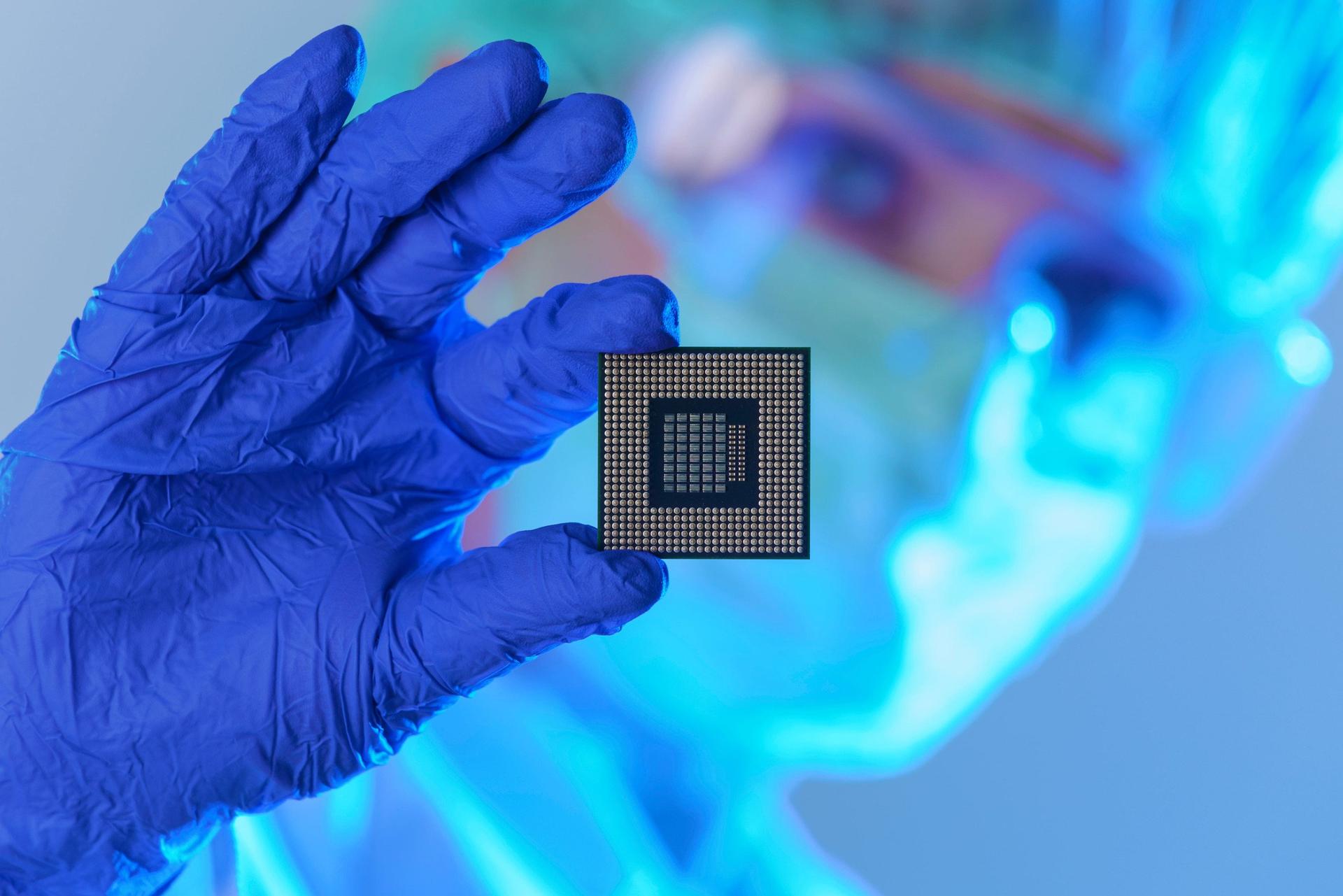 Qualcomm Luncurkan Dragonfly, Merek Baru untuk Produk AI Pusat Data