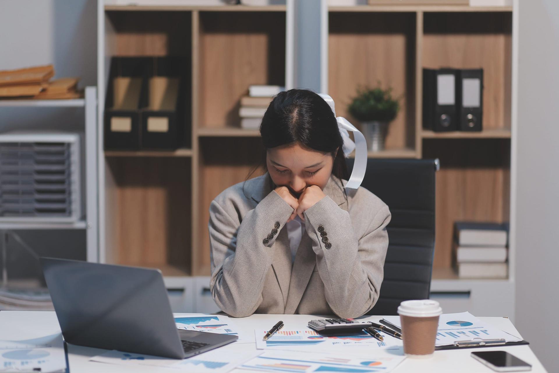 introvert di kantor