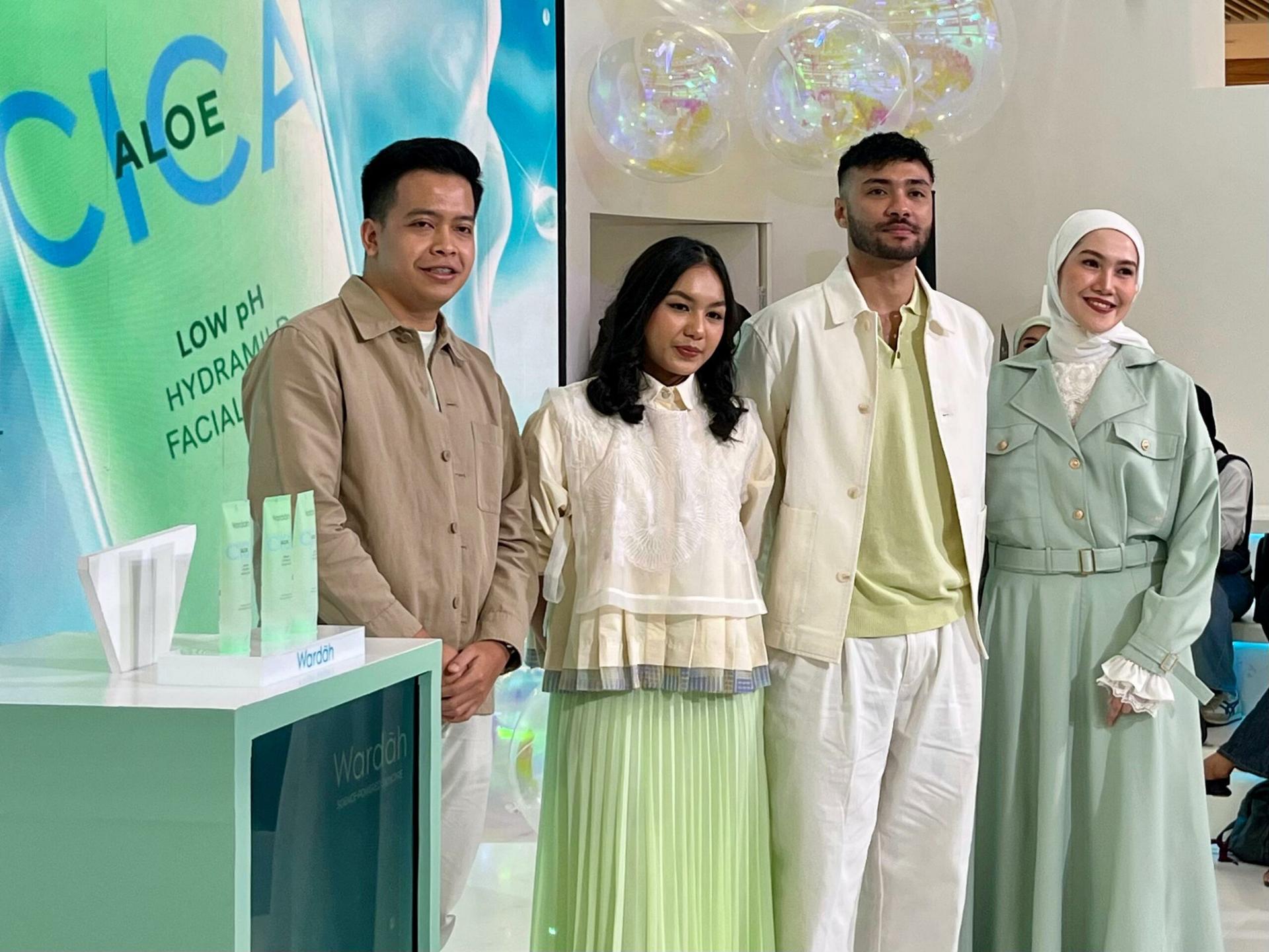 Wardah Aloe Facial Wash