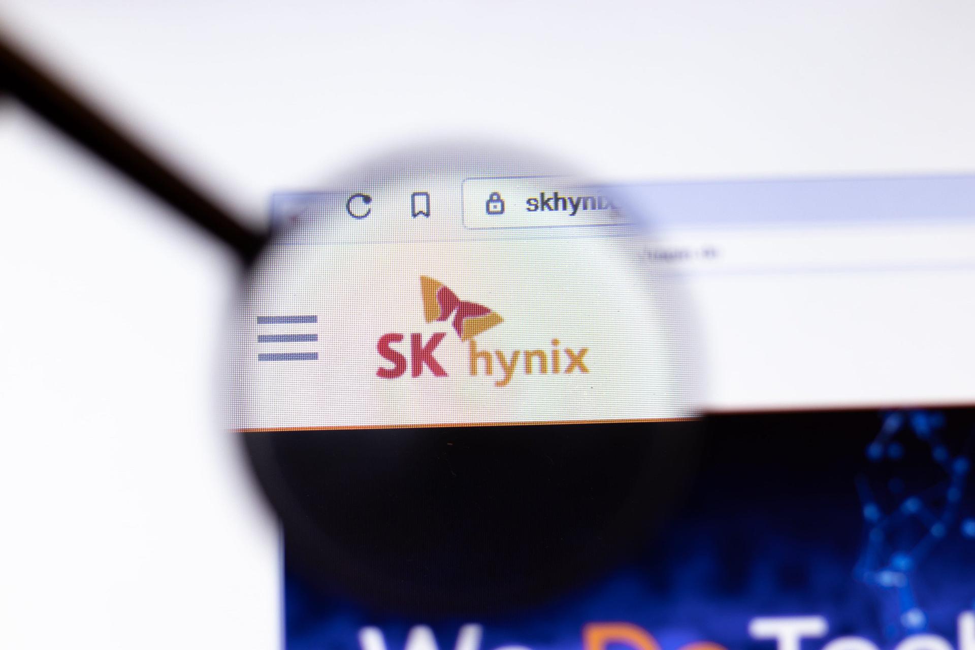 Saham SK Hynix Melonjak, Terdorong Proyeksi Laba Samsung yang Melejit