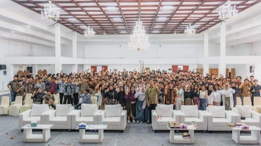 Cakrawala University