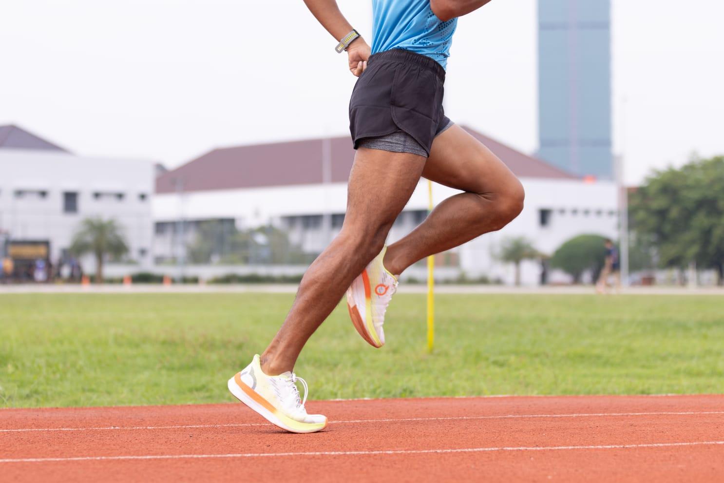 Sepatu Lari Ortuseight Hypersonic 1.2