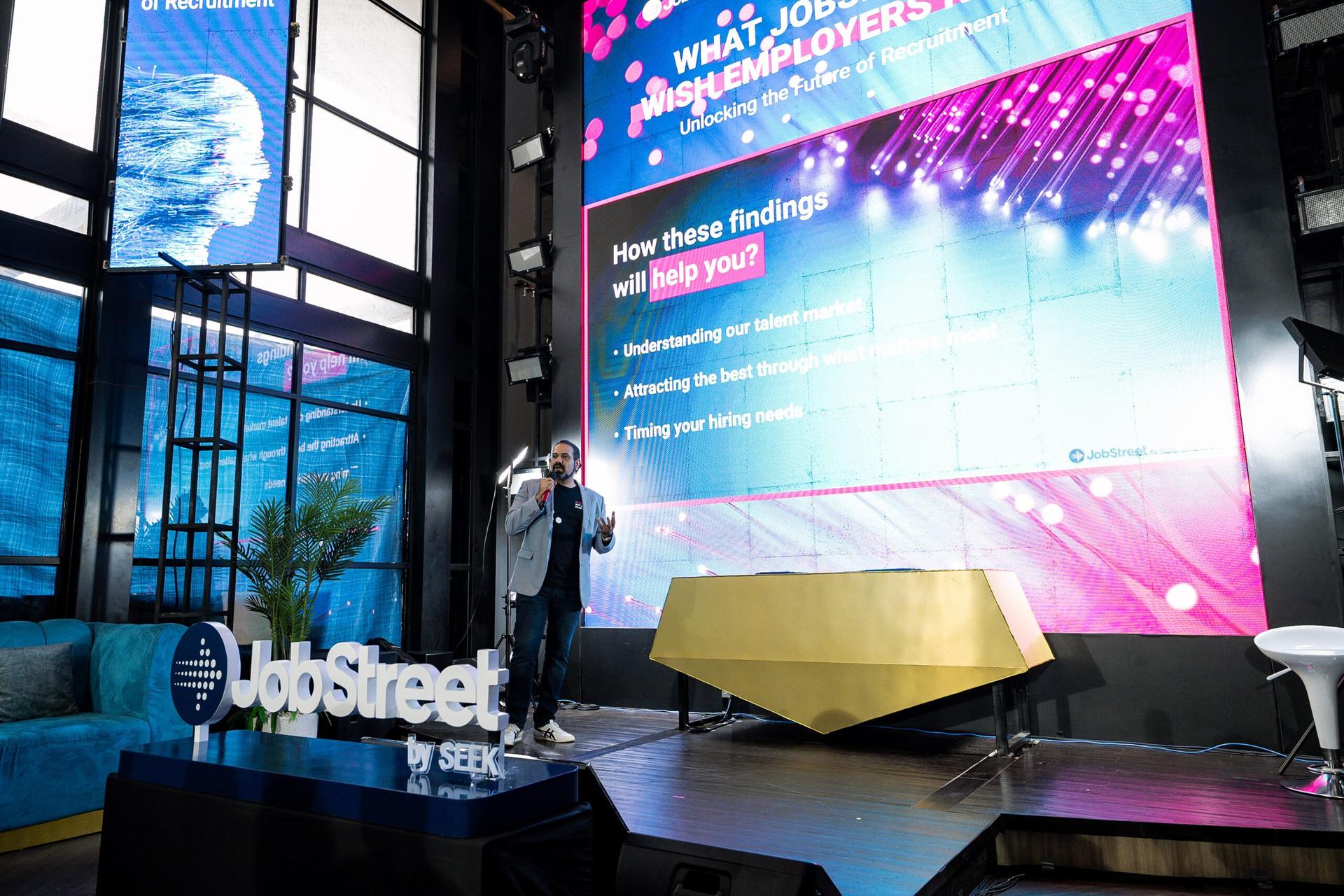 Survei: Pasar Tenaga Kerja di Indonesia Sangat Kompetitif