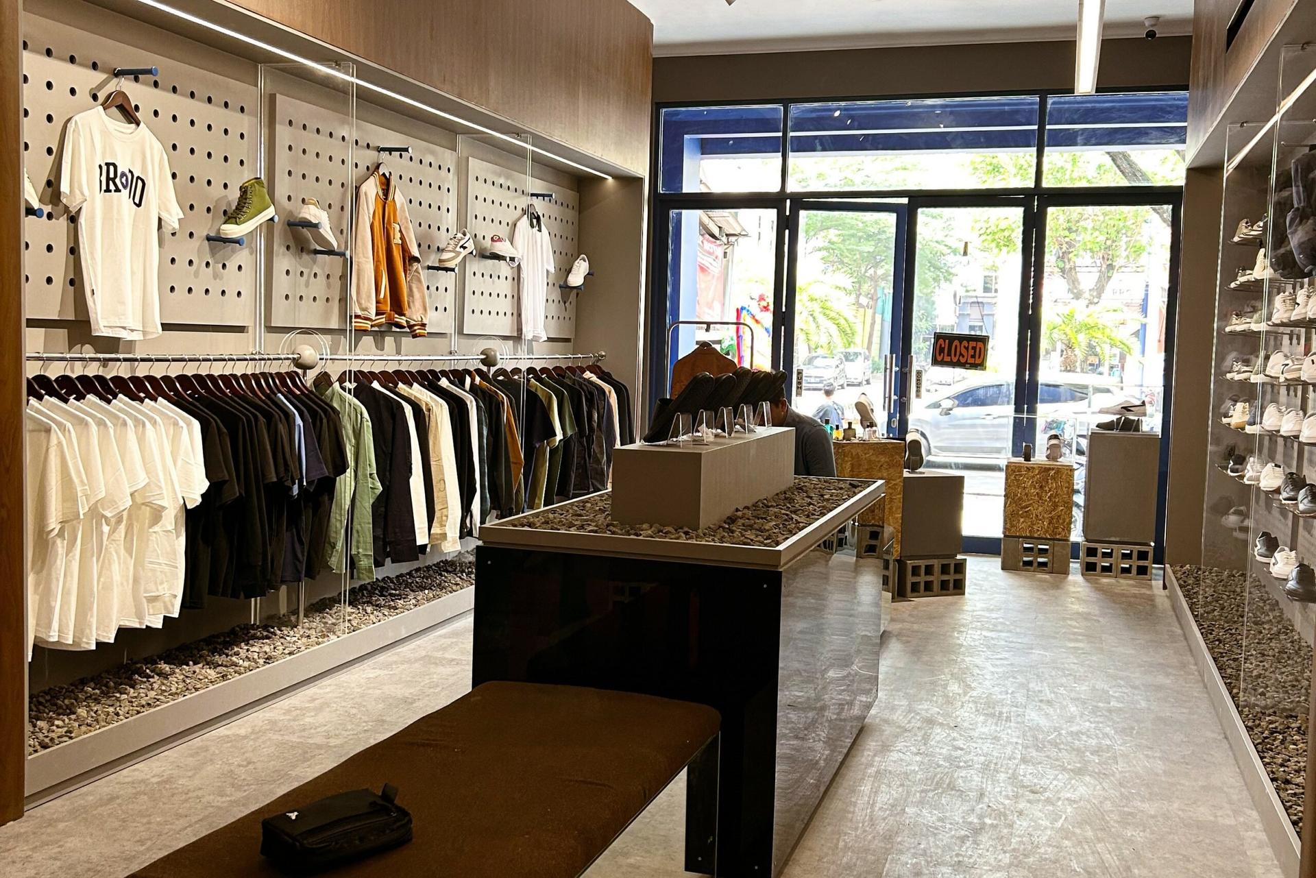 Brodo Flagship Store Bekasi