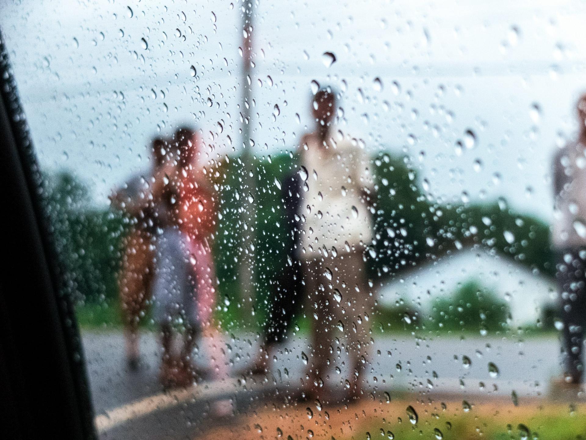 mandi setelah kehujanan