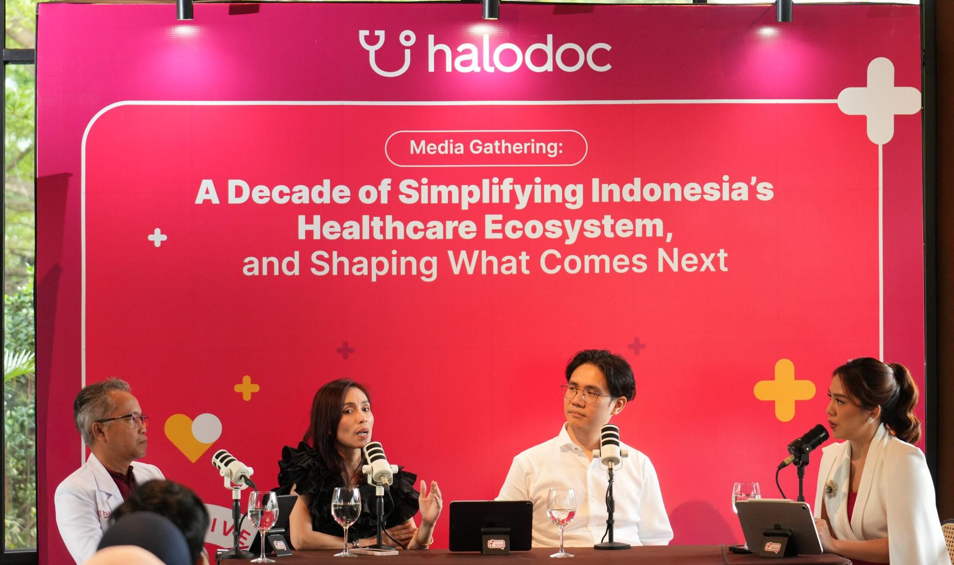 Halodoc Hadirkan Layanan via WhatsApp dan Family Care