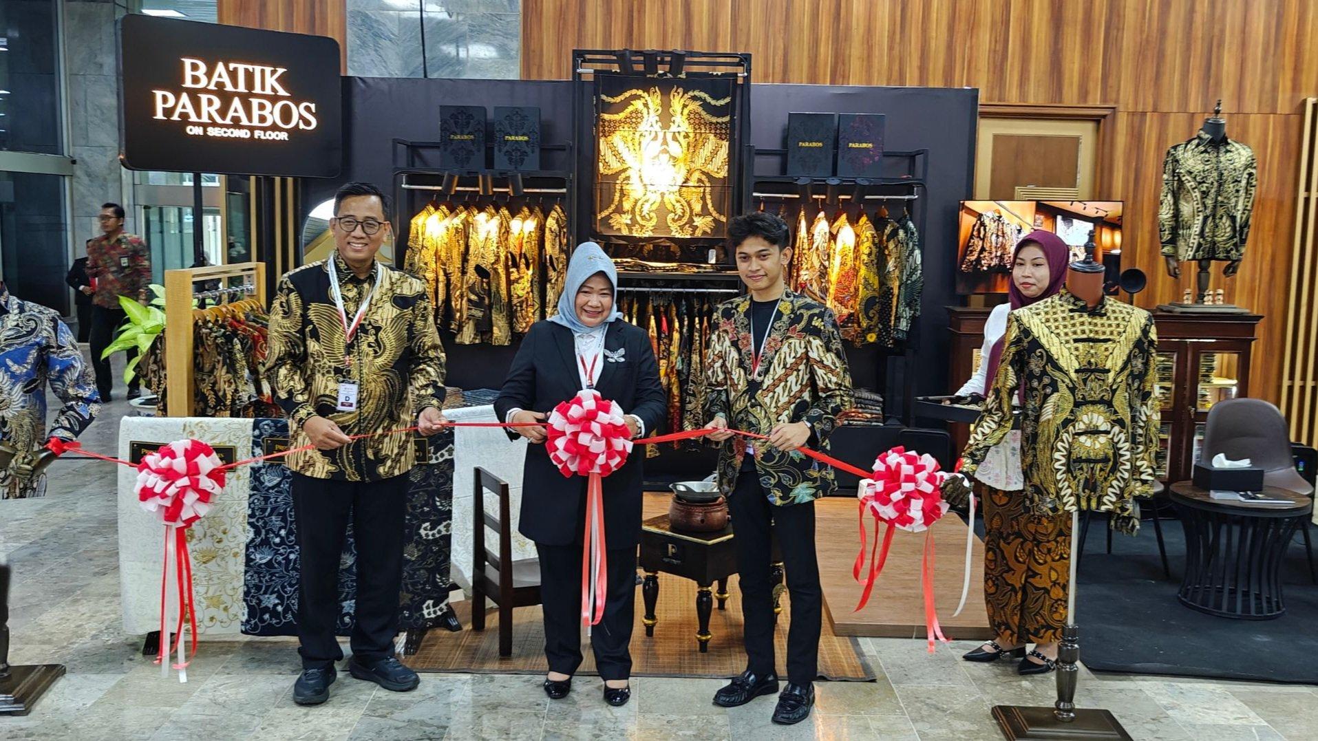 Batik Parabos MPR