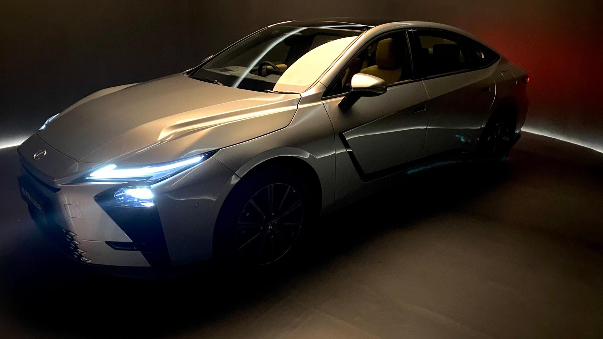The All-New Lexus ES