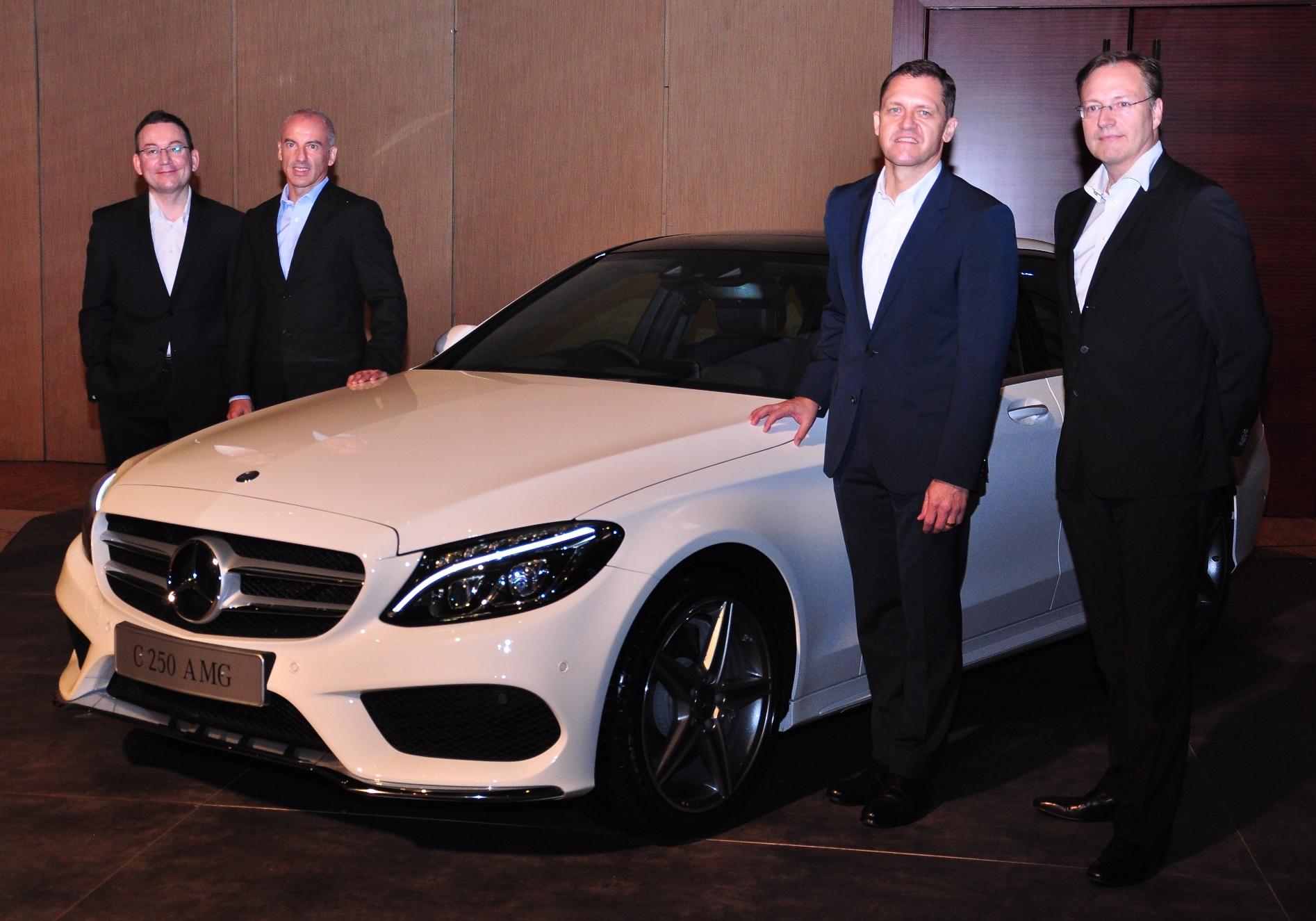 Penjualan Mercedes-Benz