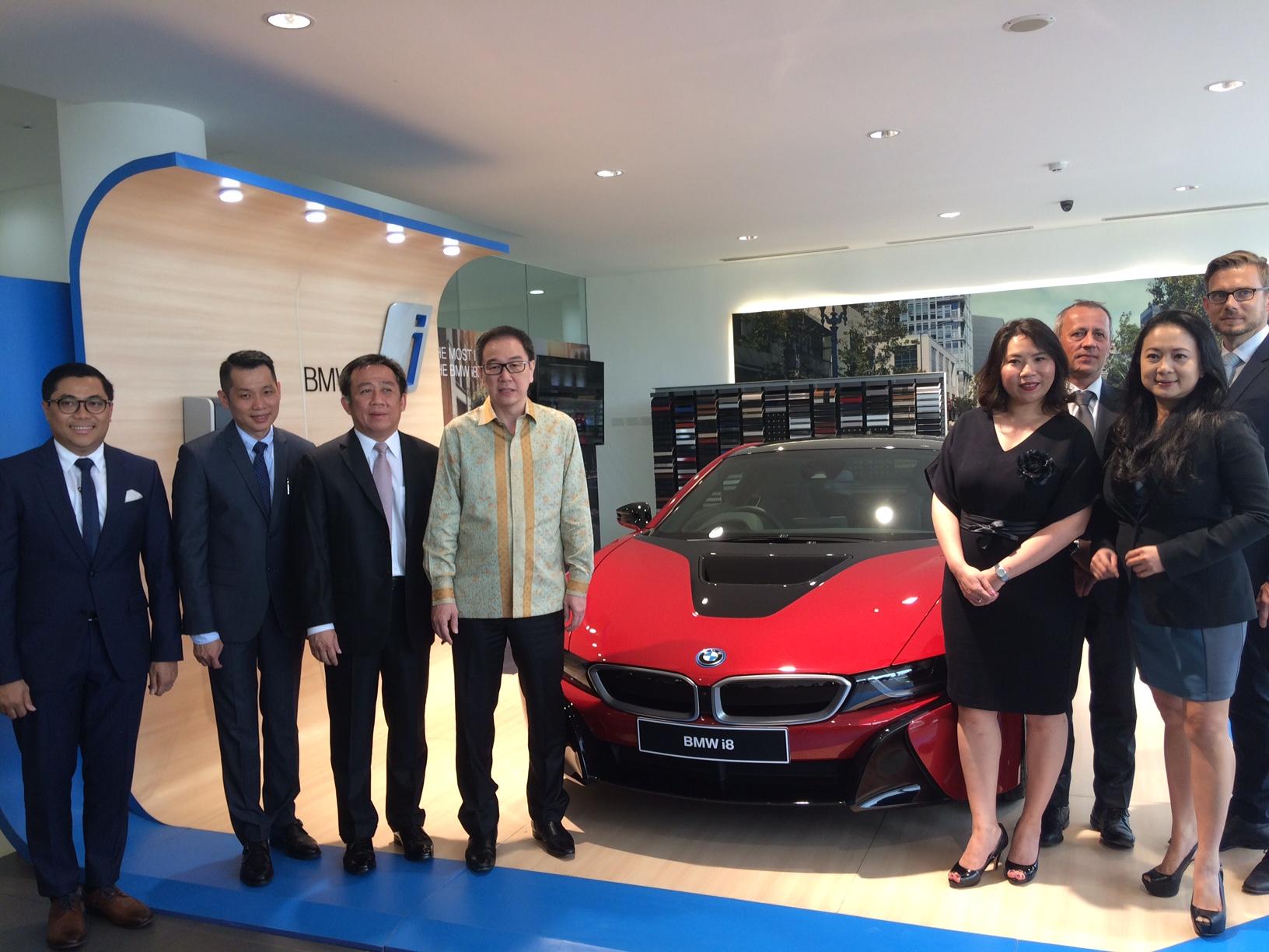 Peresmian BMW i Dealership