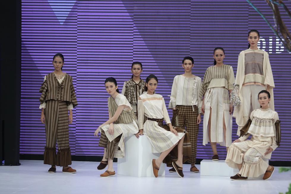 Peragaan Busana dari Dibya Hody