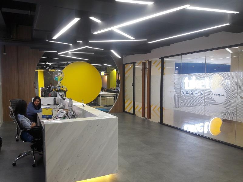 Jual pulsa dan listrik