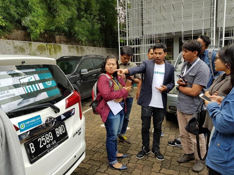 Digital Car Branding