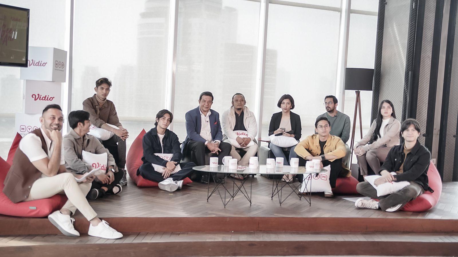 Geez & Ann The Series