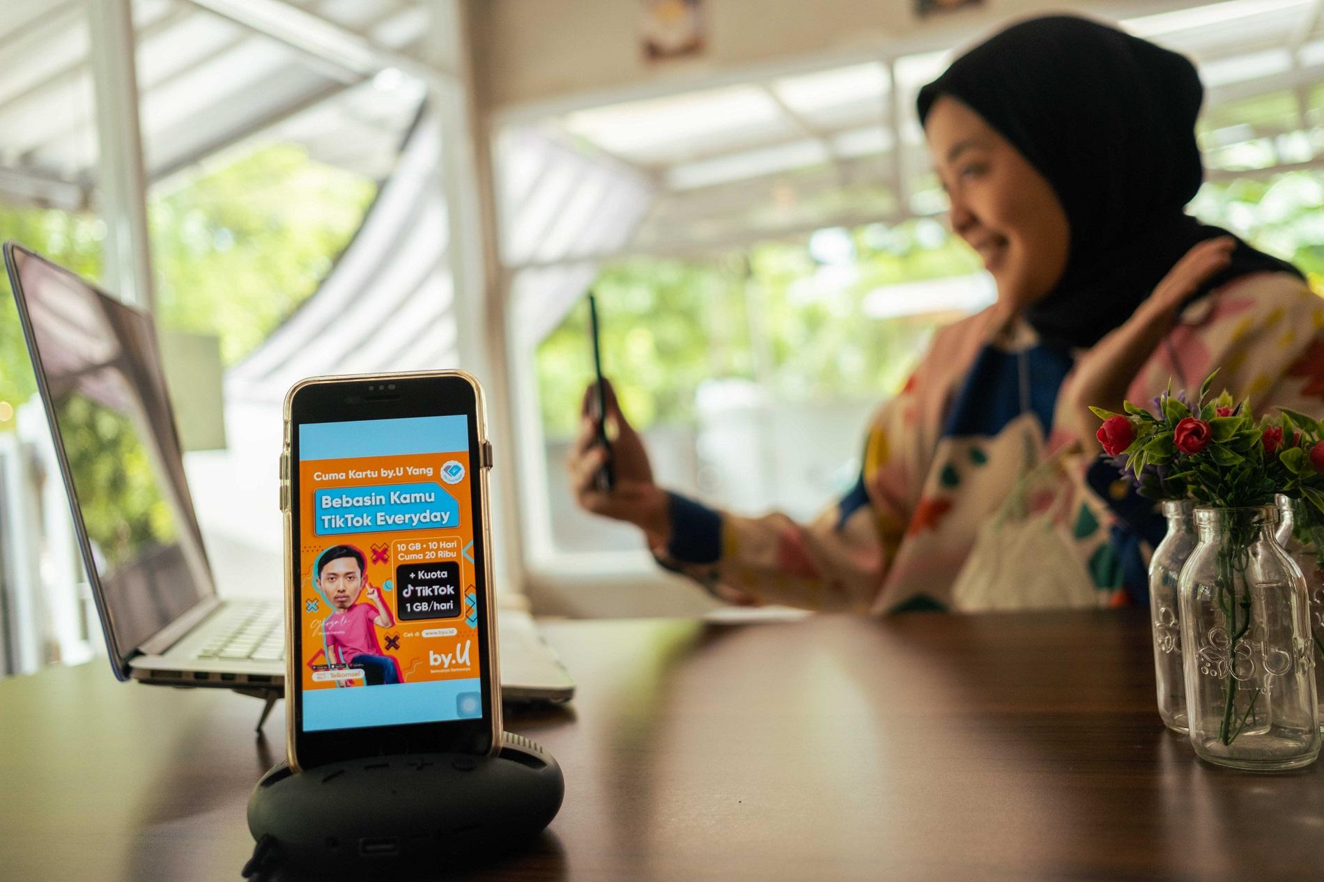 TikTok Everyday by.U