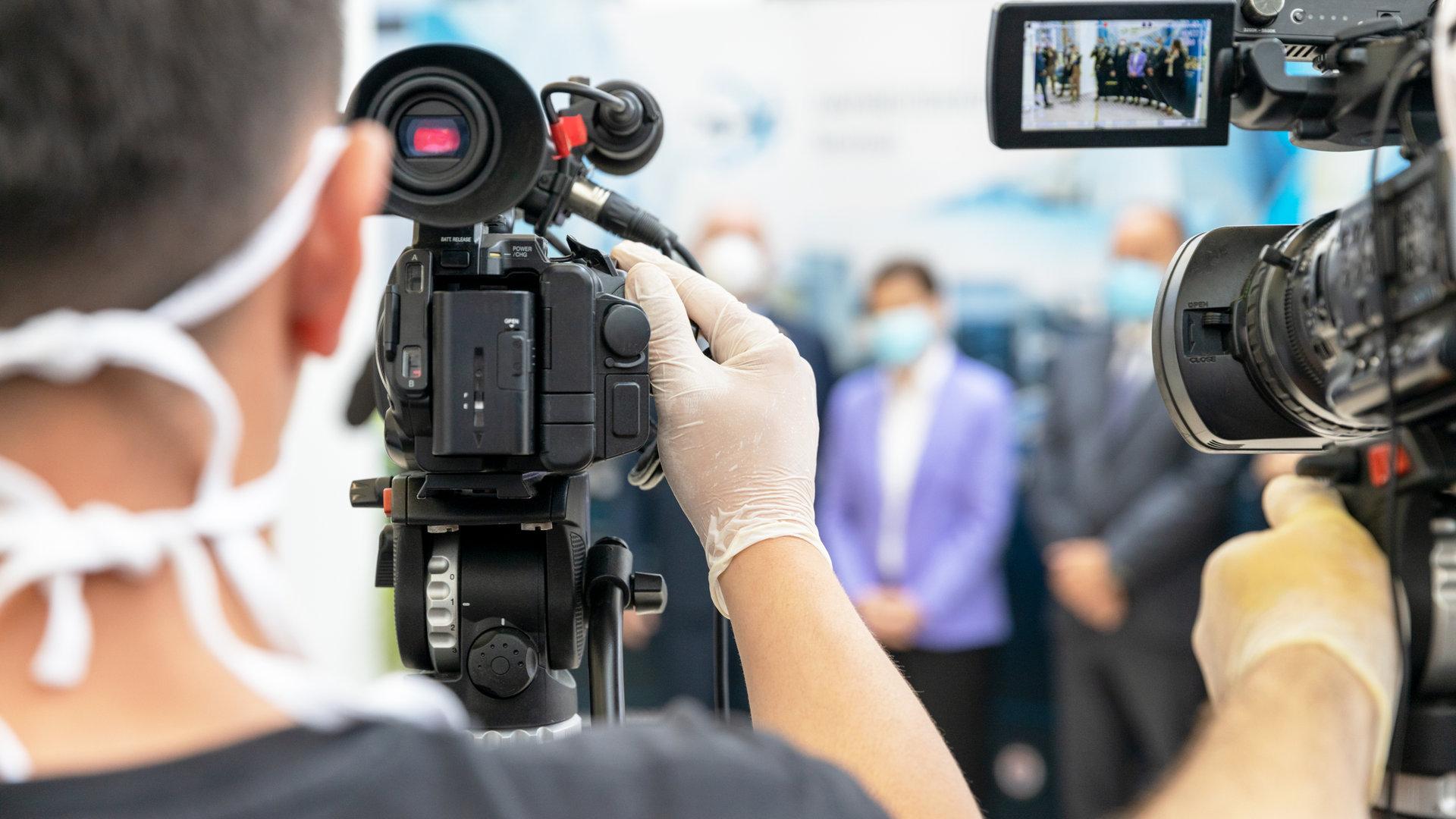 aturan ekosistem media