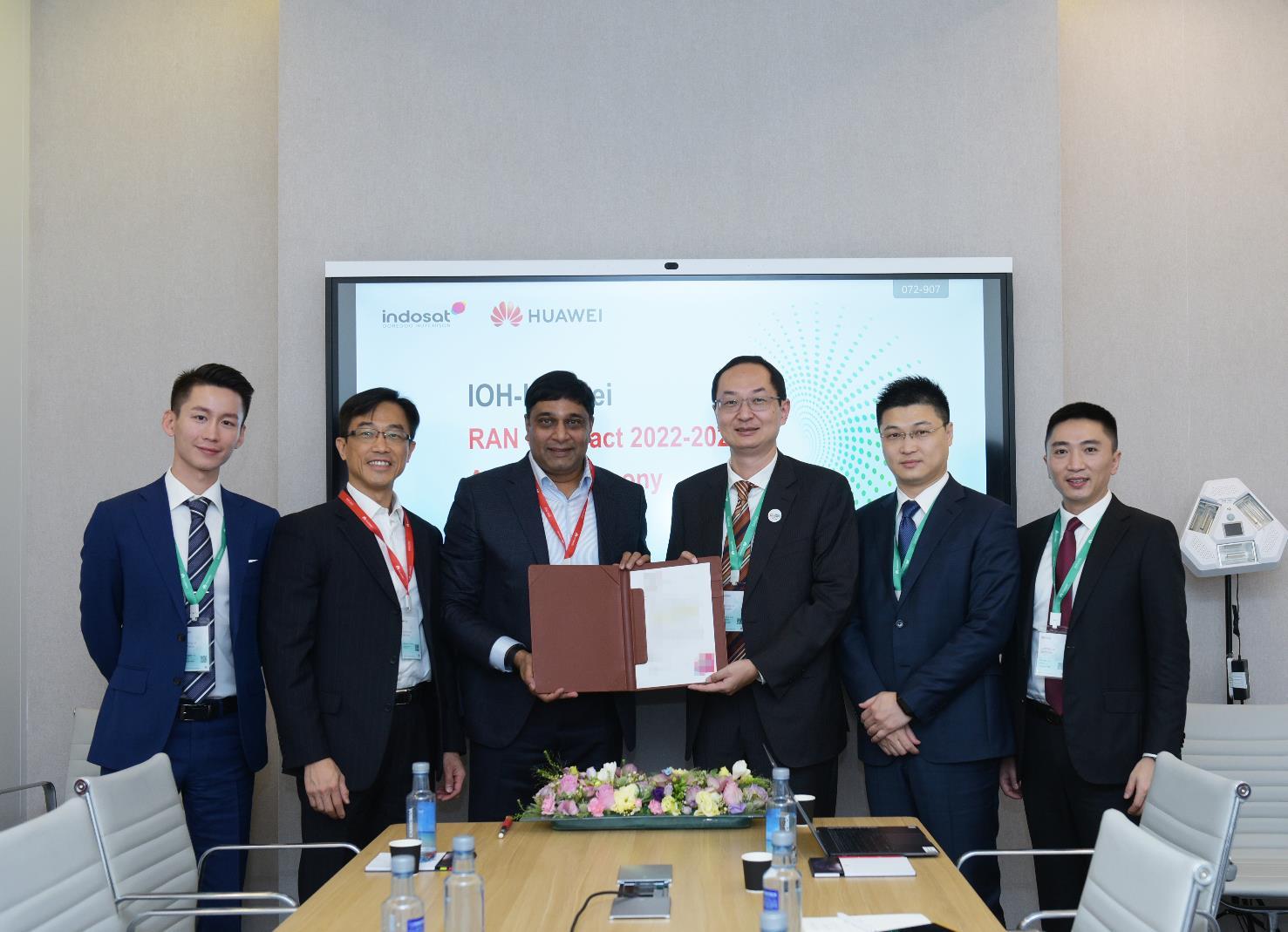 Indosat Ooredoo Hutchison Huawei