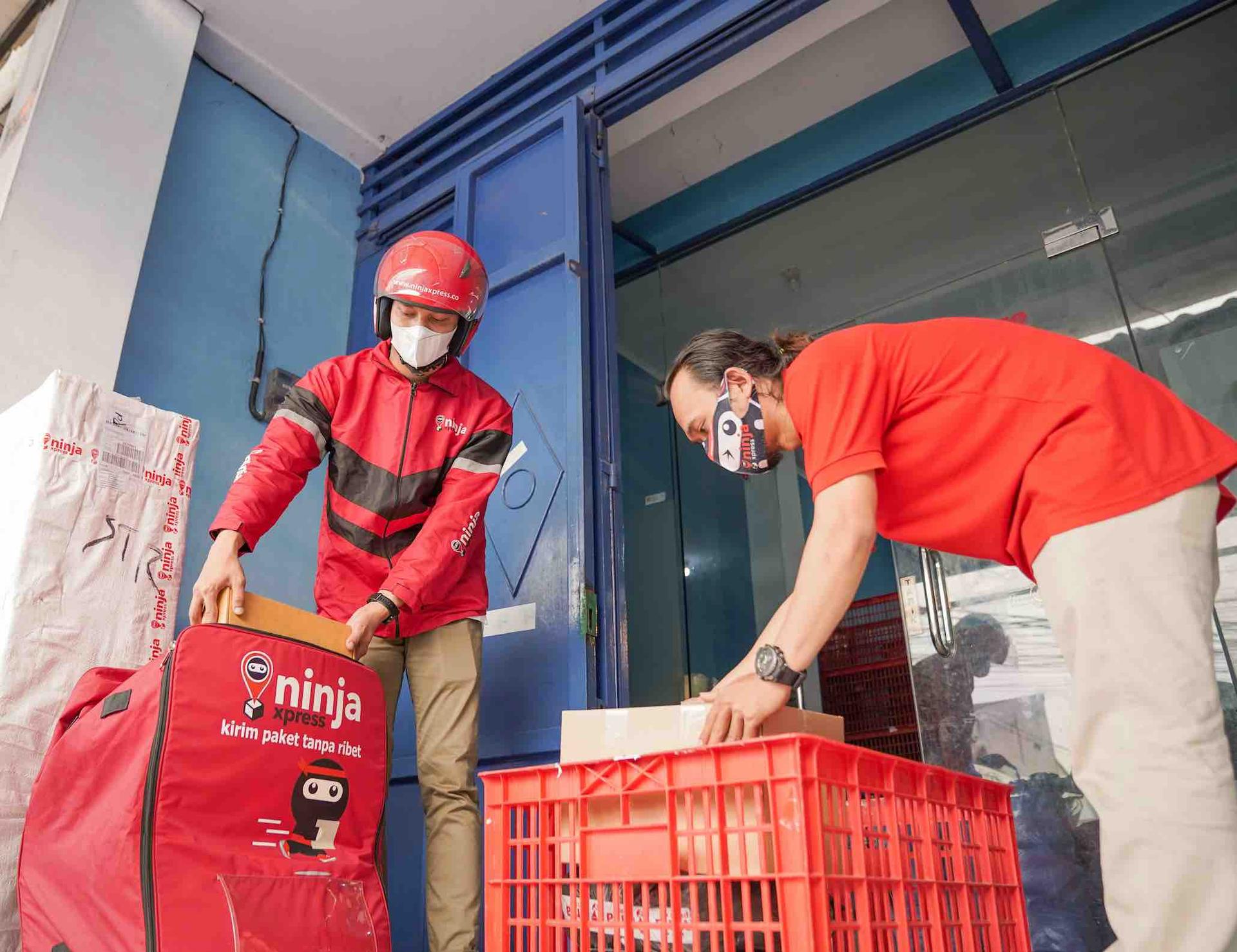 Ilustrasi pengiriman barang Ninja Xpress