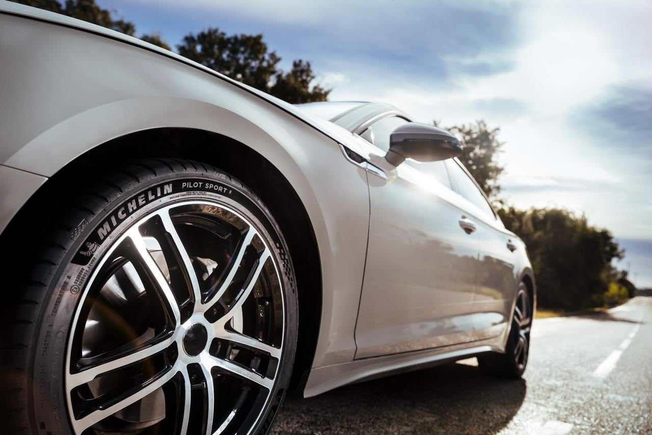 Tampilan ban Michelin Pilot Sport 5
