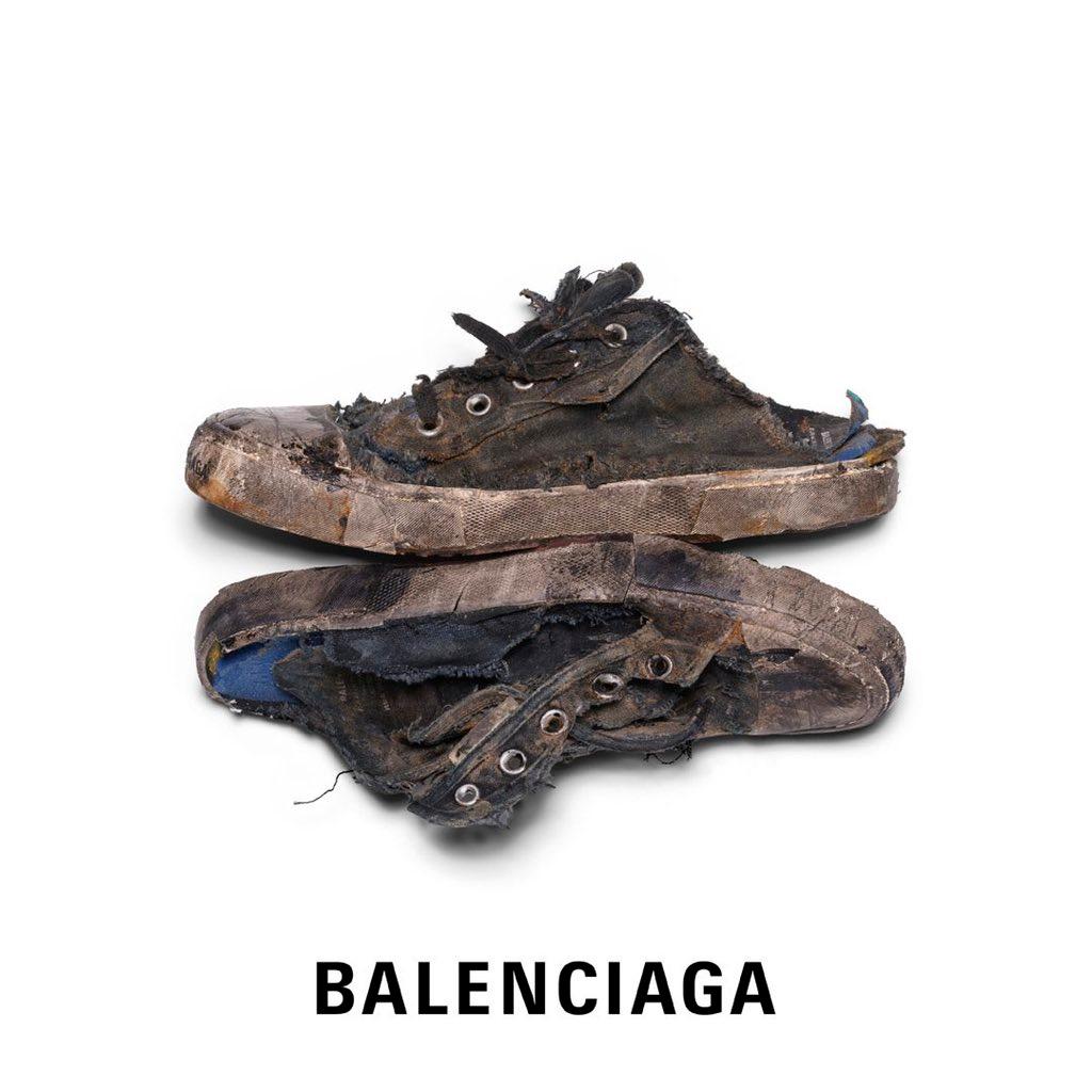 sepatu balenciaga