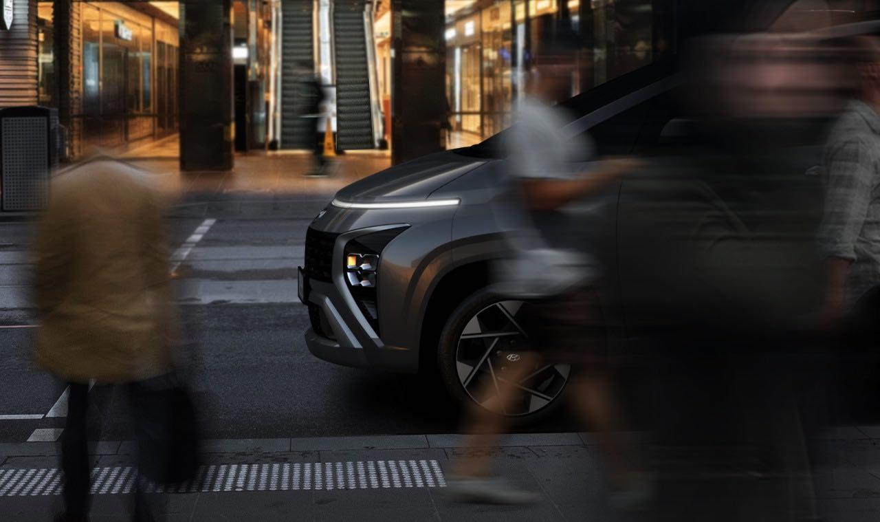 siluet bocoran tampilan Hyundai Stargazer