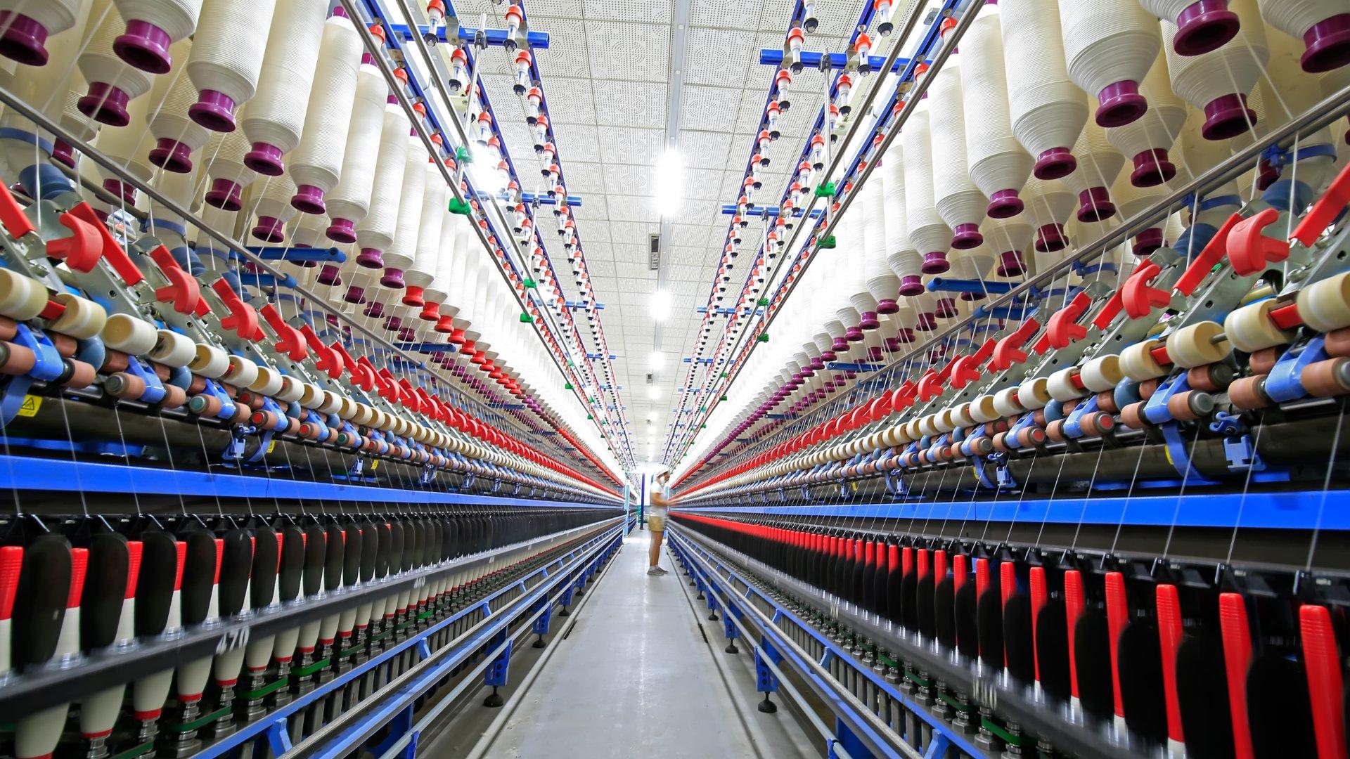 Tantangan Industri Tekstil: Rantai Pasok dan Investasi Dari Mancanegara