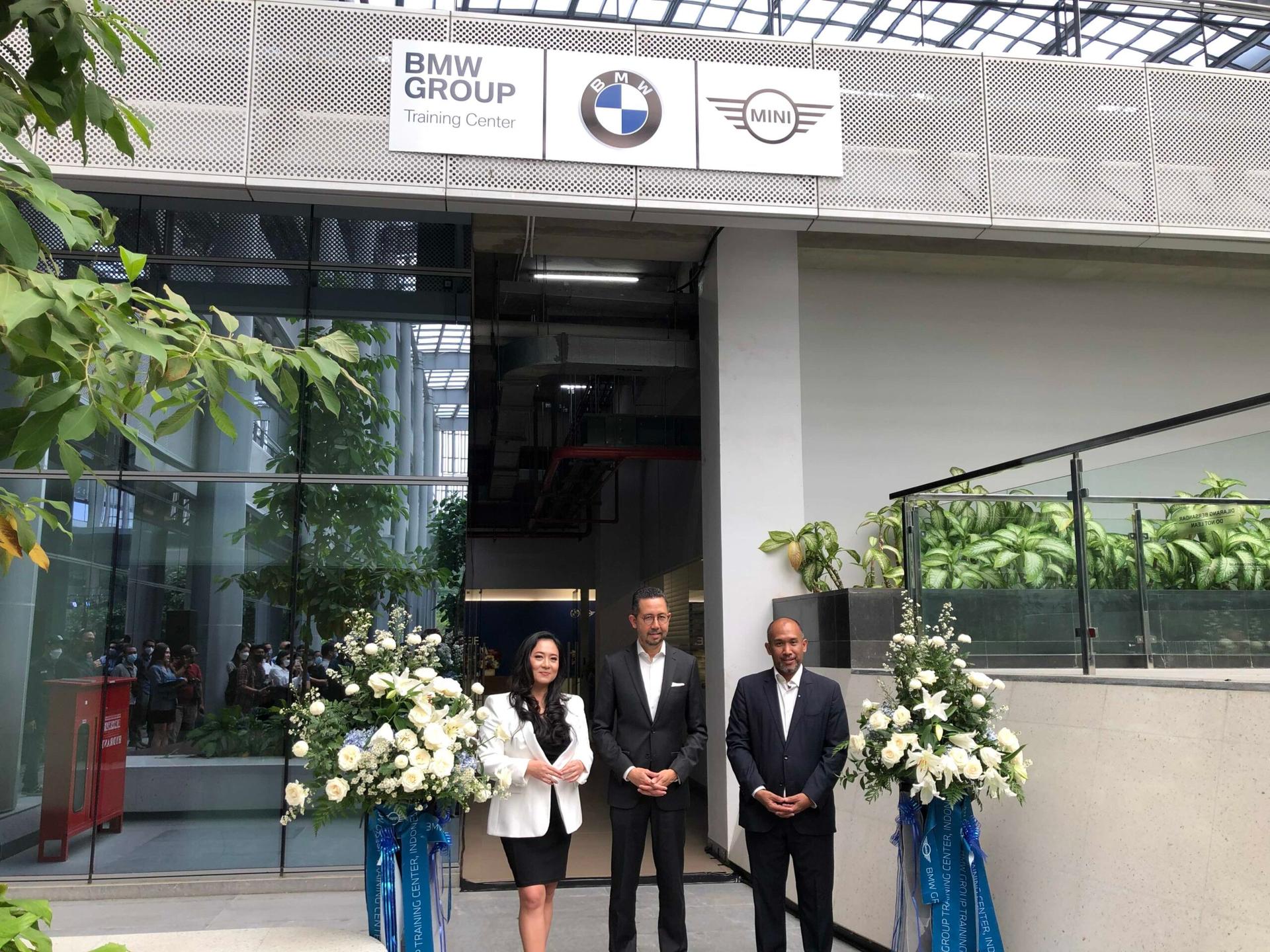 Suasana peresmian training center baru BMW Group Indonesia di BSD, Tangerang Selatan