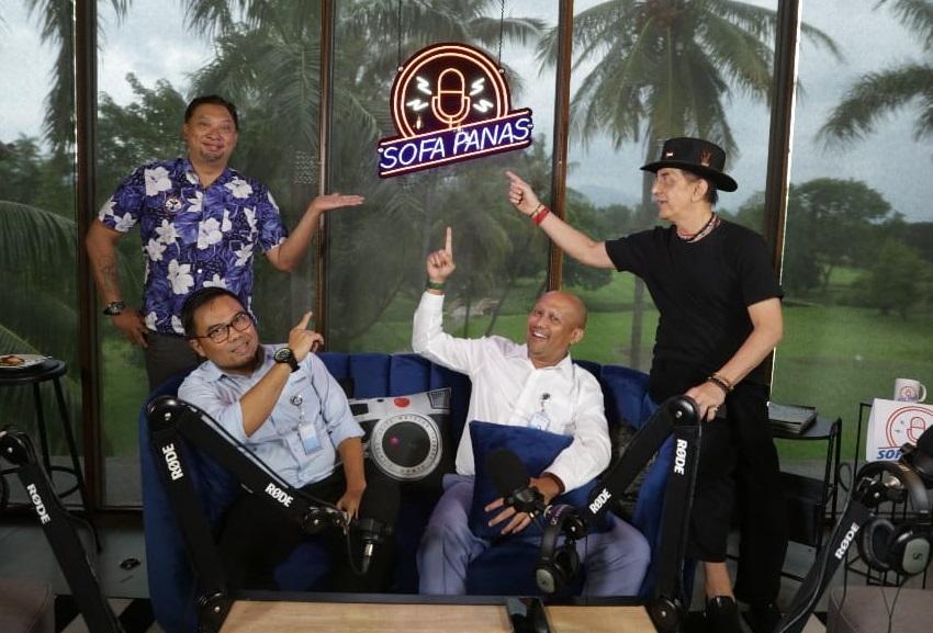 podcast sofa panas