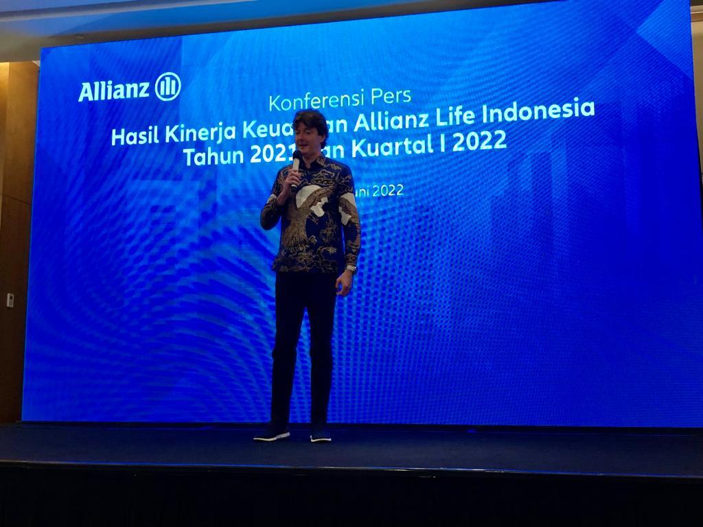 Ilustrasi kebijakan bisnis syariah Allianz Indonesia