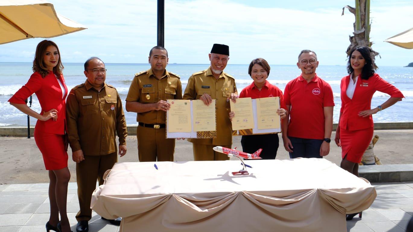 Airasia Pemprov Sumbar WIsatawan