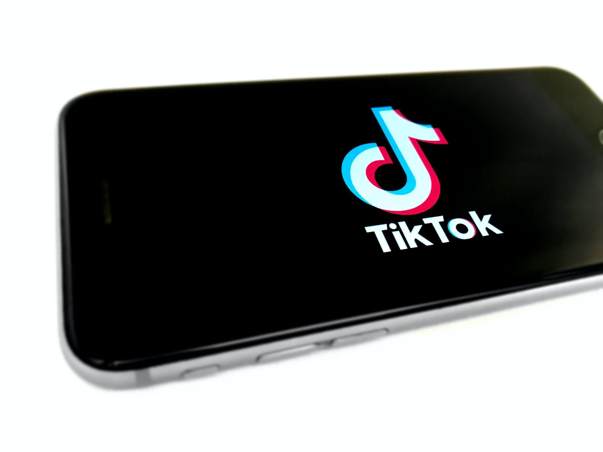 tiktok warner classics
