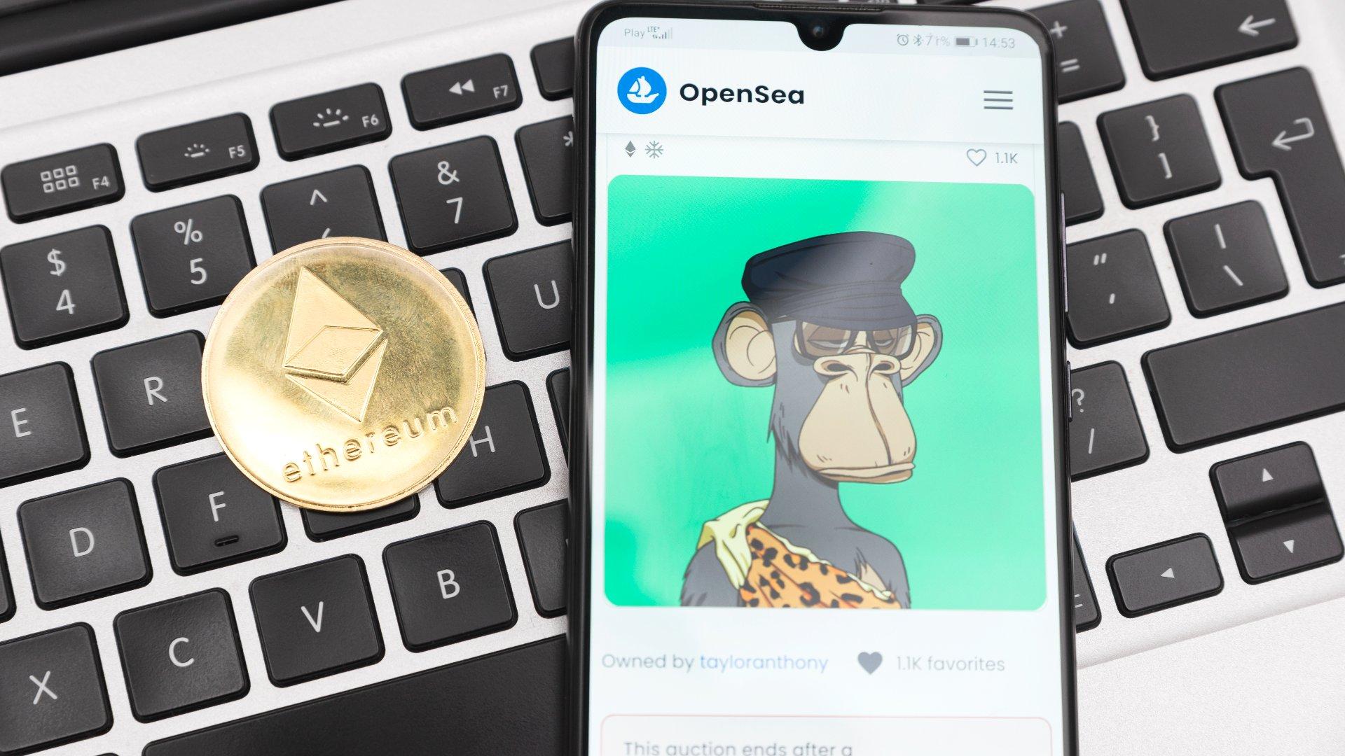 Tempat Belanja NFT OpenSea PHK 20% Karyawan