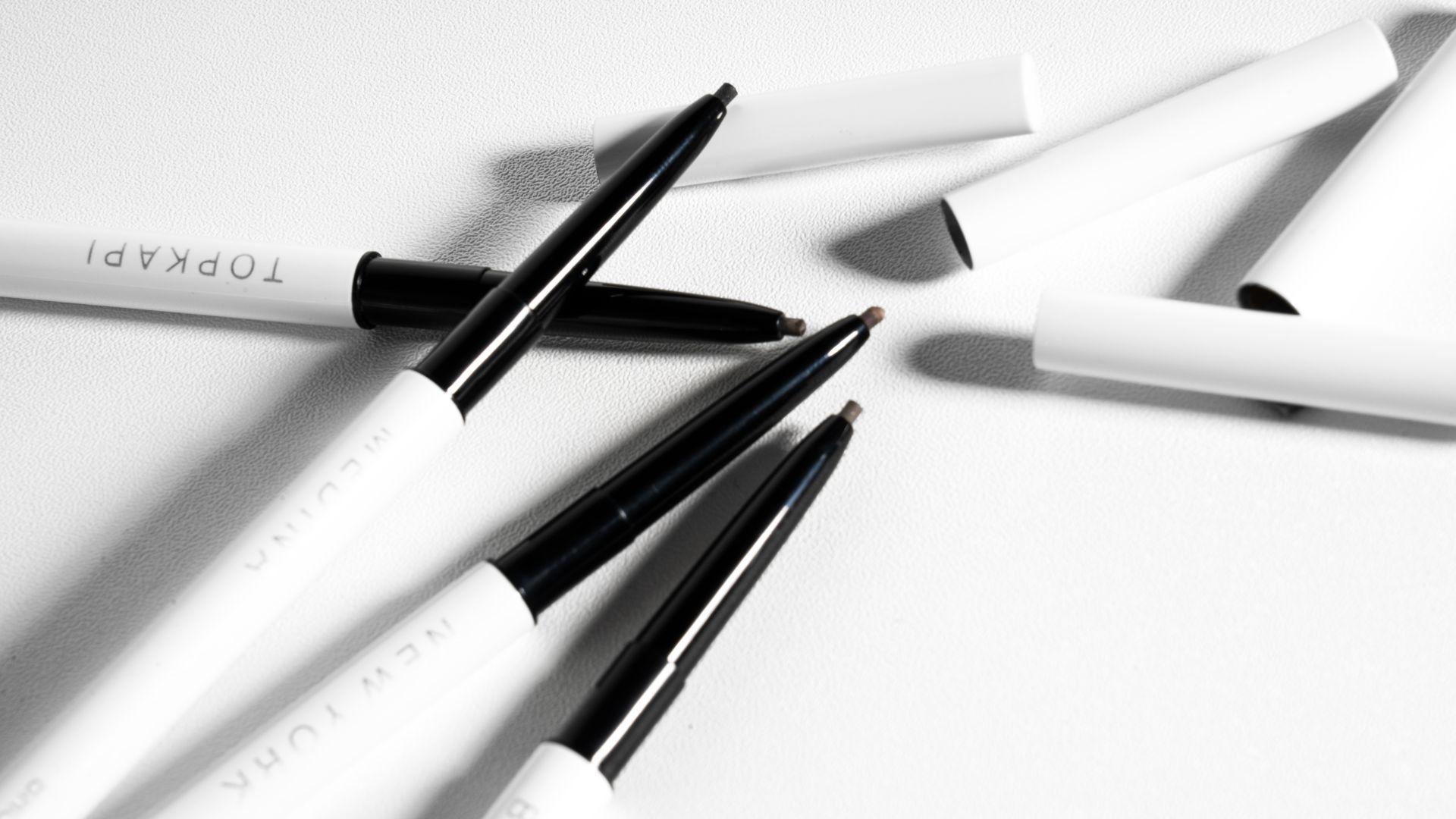 Buttonscarves Beauty Brow-Nificent