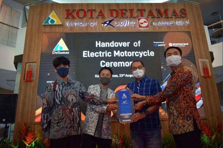 Deltamas Pengadaan Kendaraan Listrik