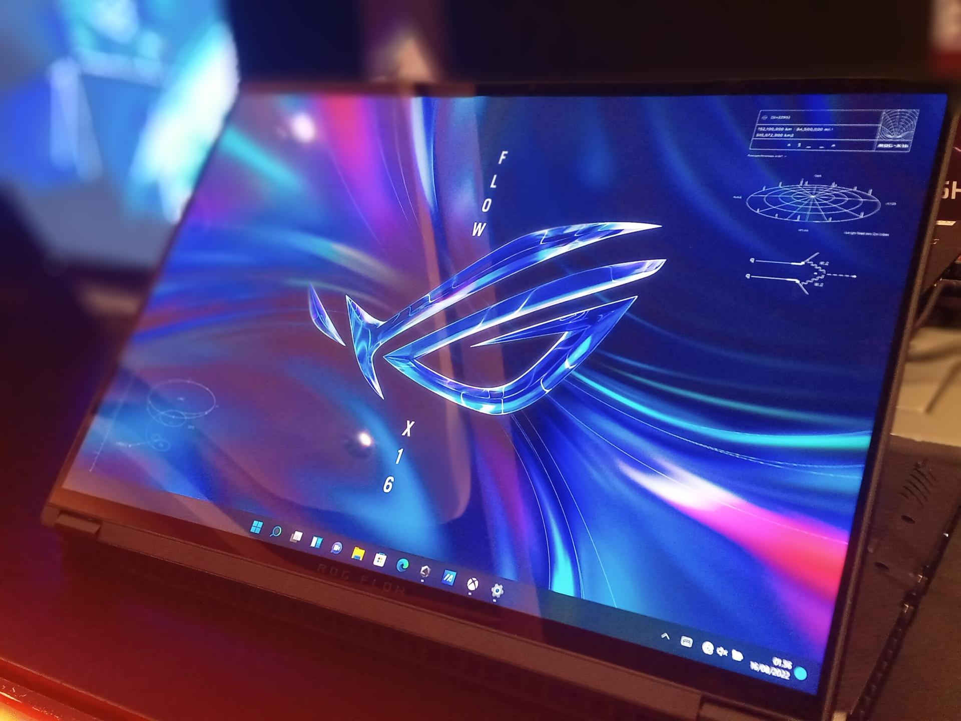 ASUS Kenalkan ROG Flow X16, Laptop Gaming Convertible Pertama
