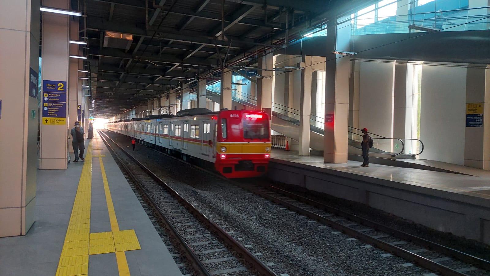 penumpang krl