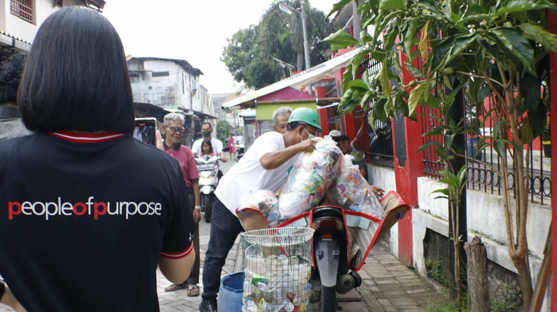 Bank DBS Tridi Oasis