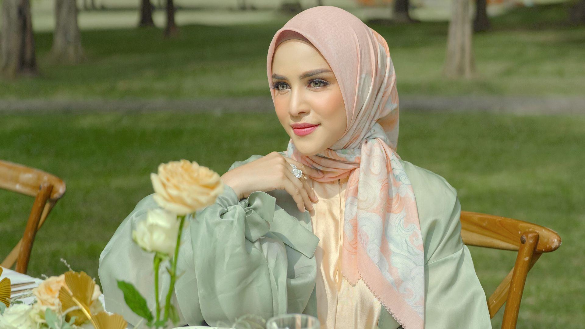 Buttonscarves x My Little Pony