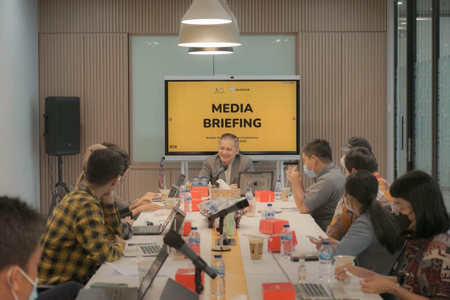 Laba Bank Neo Commerce