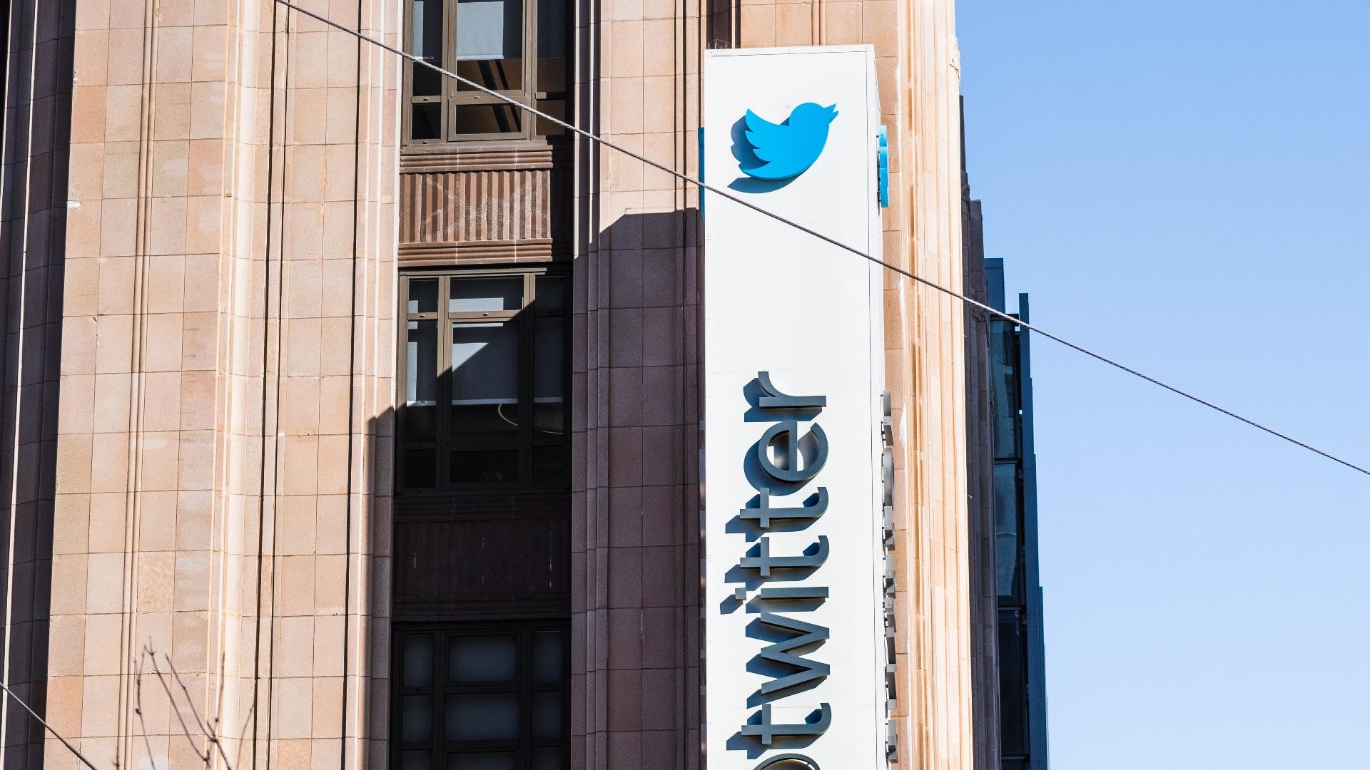 Pindah Masal Pengguna Twitter, Pesaing Dapat 1 Juta Pengguna