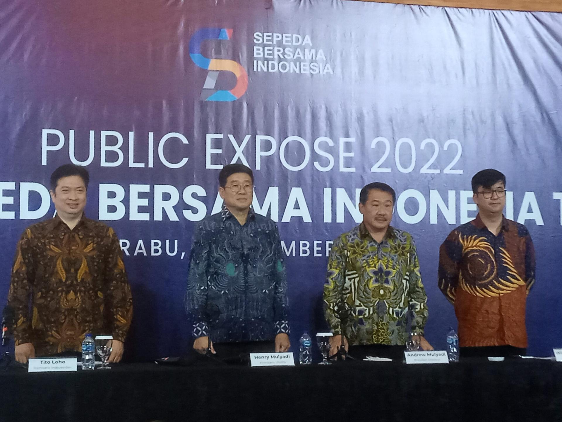 Para Direksi PT Sepeda Bersama Indonesia dalam Public Expose