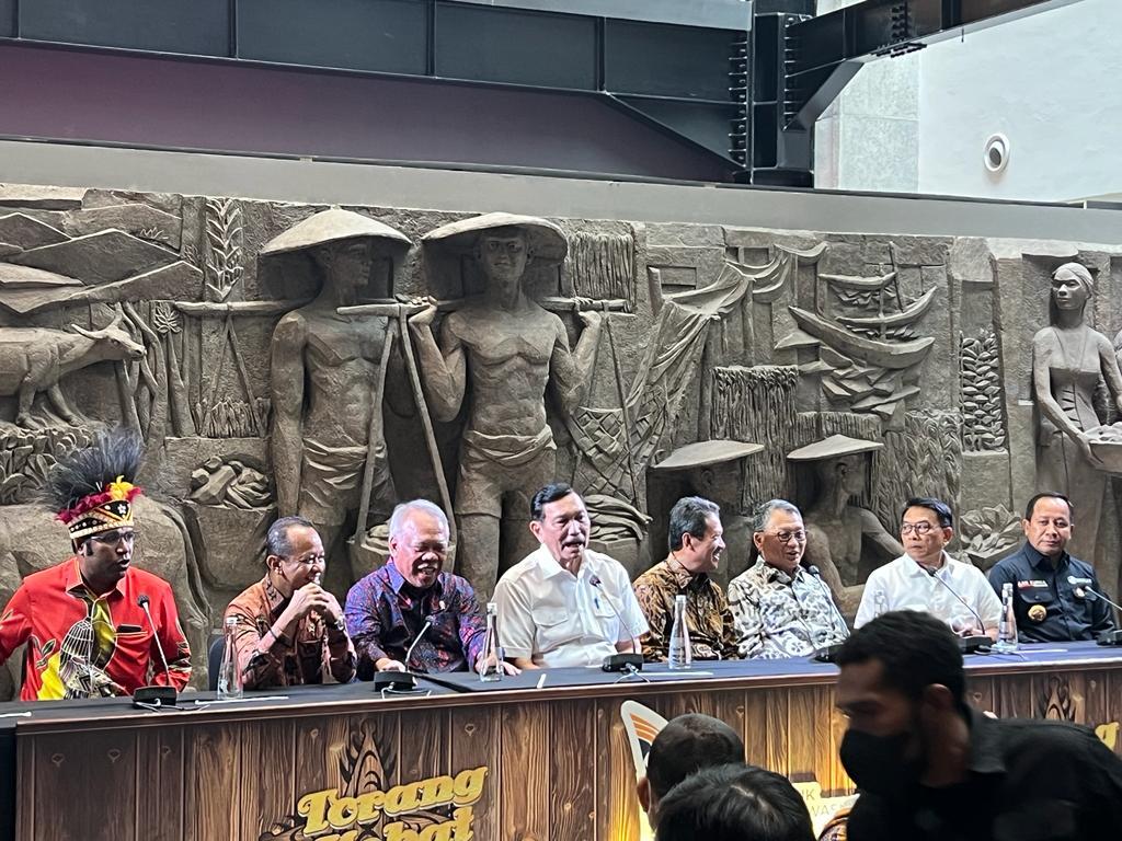 Sail Teluk Cendrawasih