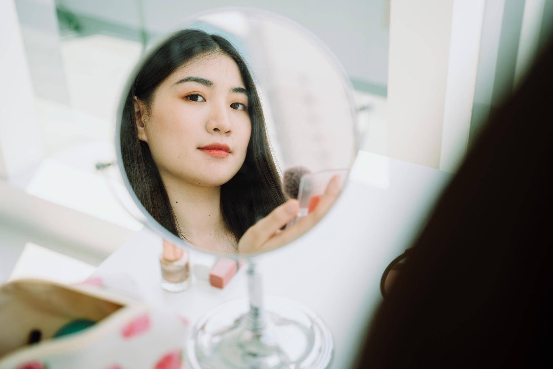 low visual weight tiktok