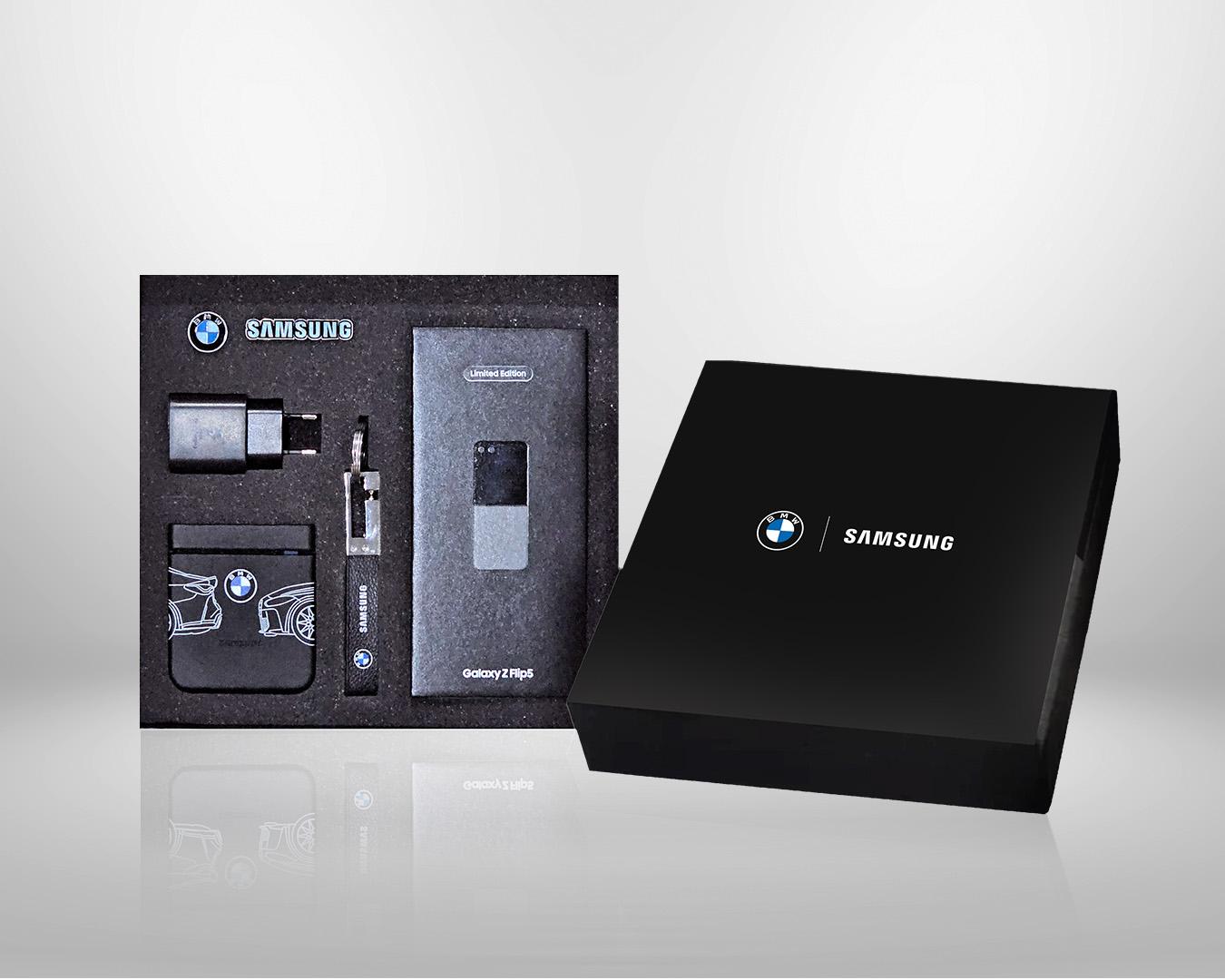 Samsung Galaxy Z Flip 5 BMW Edition